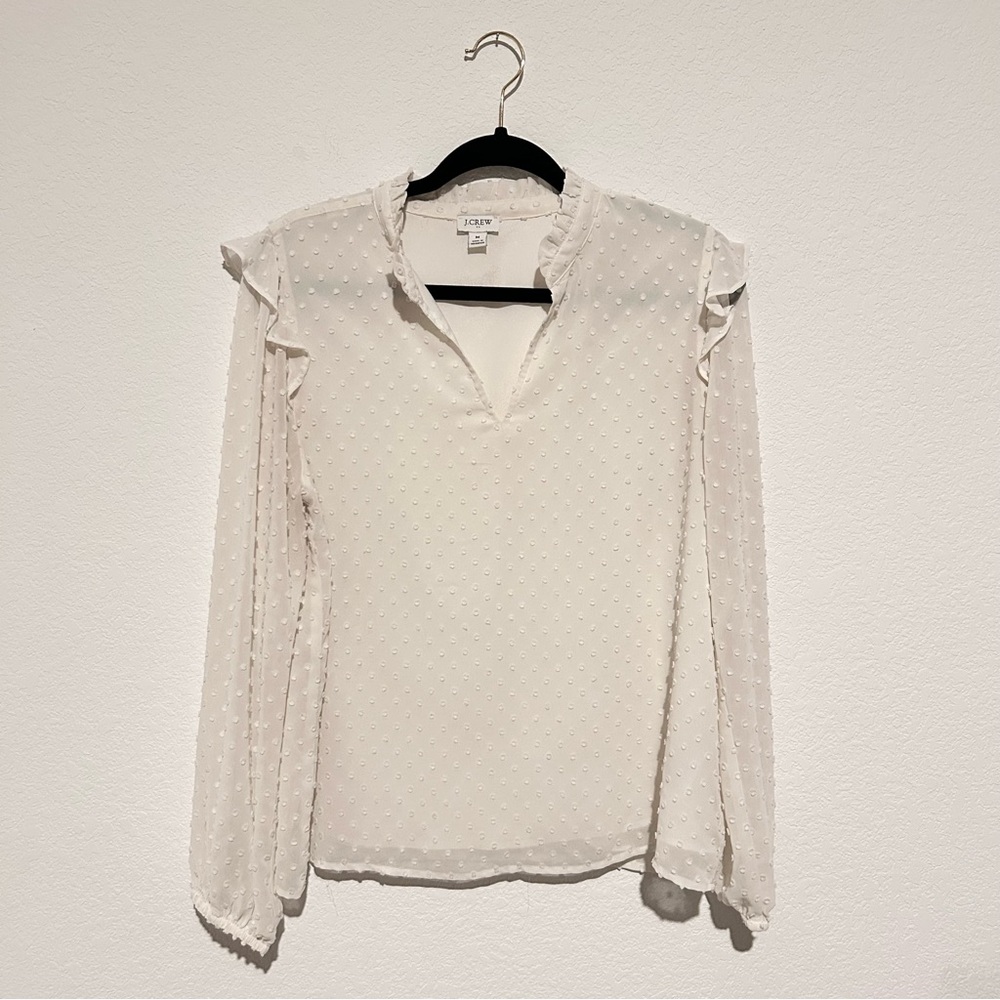 J Crew Ruffle Top V-neck Medium White Clip Dot  Swiss Popover Lined Preppy BC968